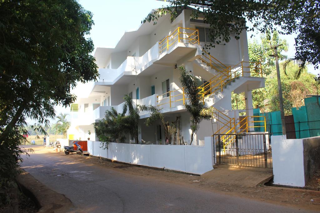 Summer By The Hostelcrowd Hostel *
